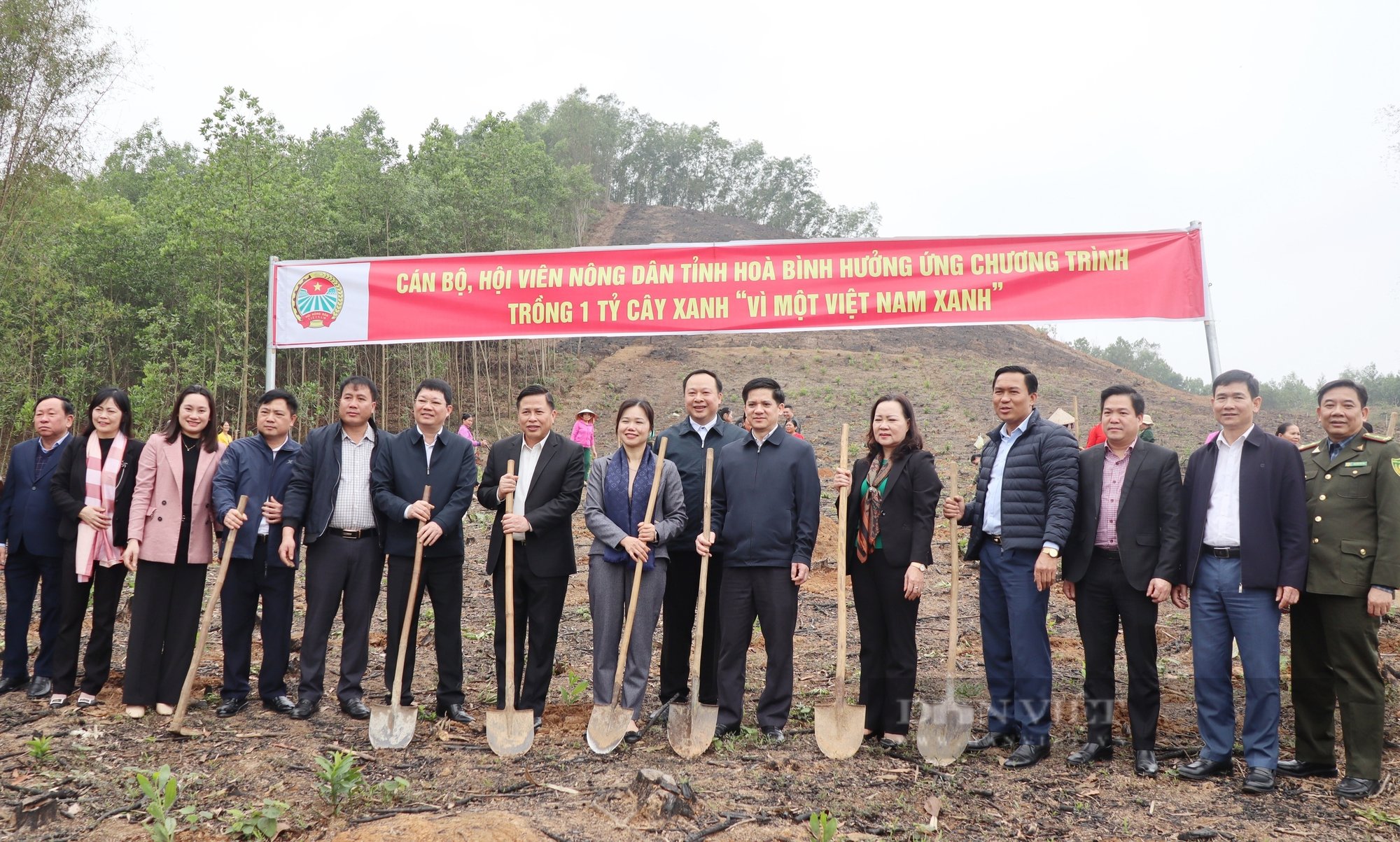 Hoà Bình: Phát động phong trào thi đua 