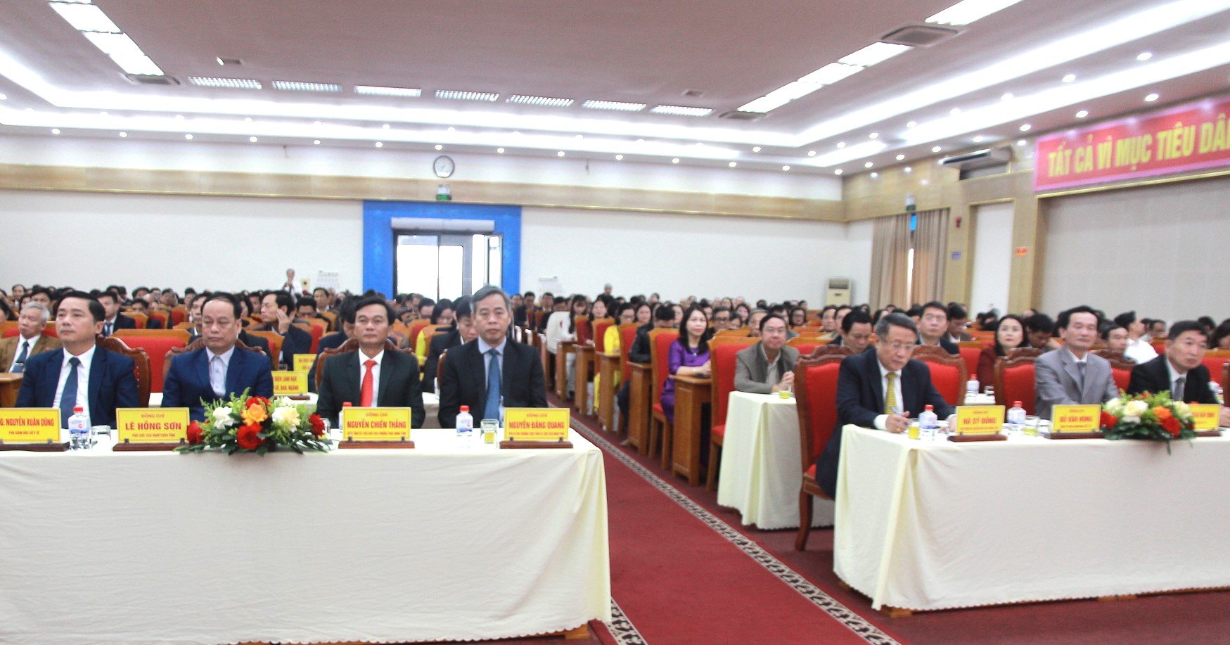 Celebrating the 70th Anniversary of Vietnamese Doctors' Day and the Patriotic Emulation Congress of the Quang Tri Health Sector