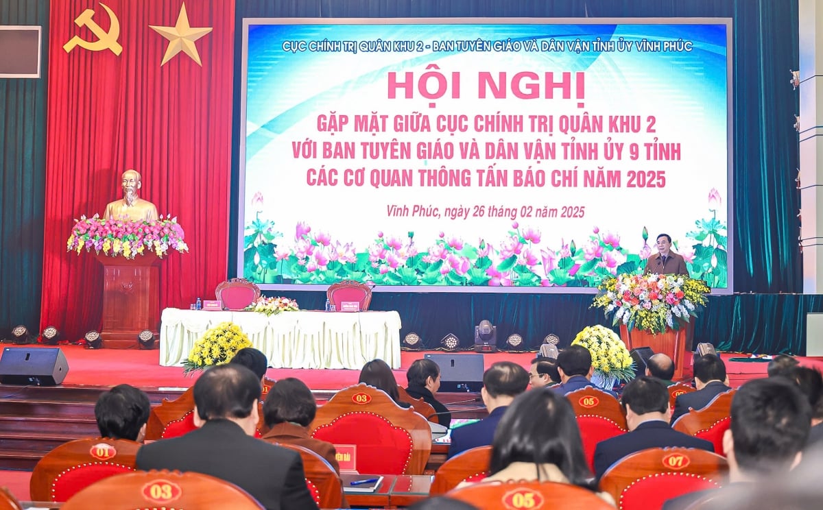 Ha Giang Newspaper Leaders Attend Conference