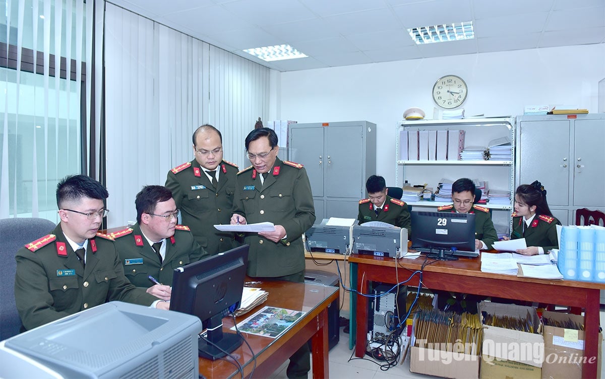 Tuyen Quang Police proactively arrange and streamline organizational structure