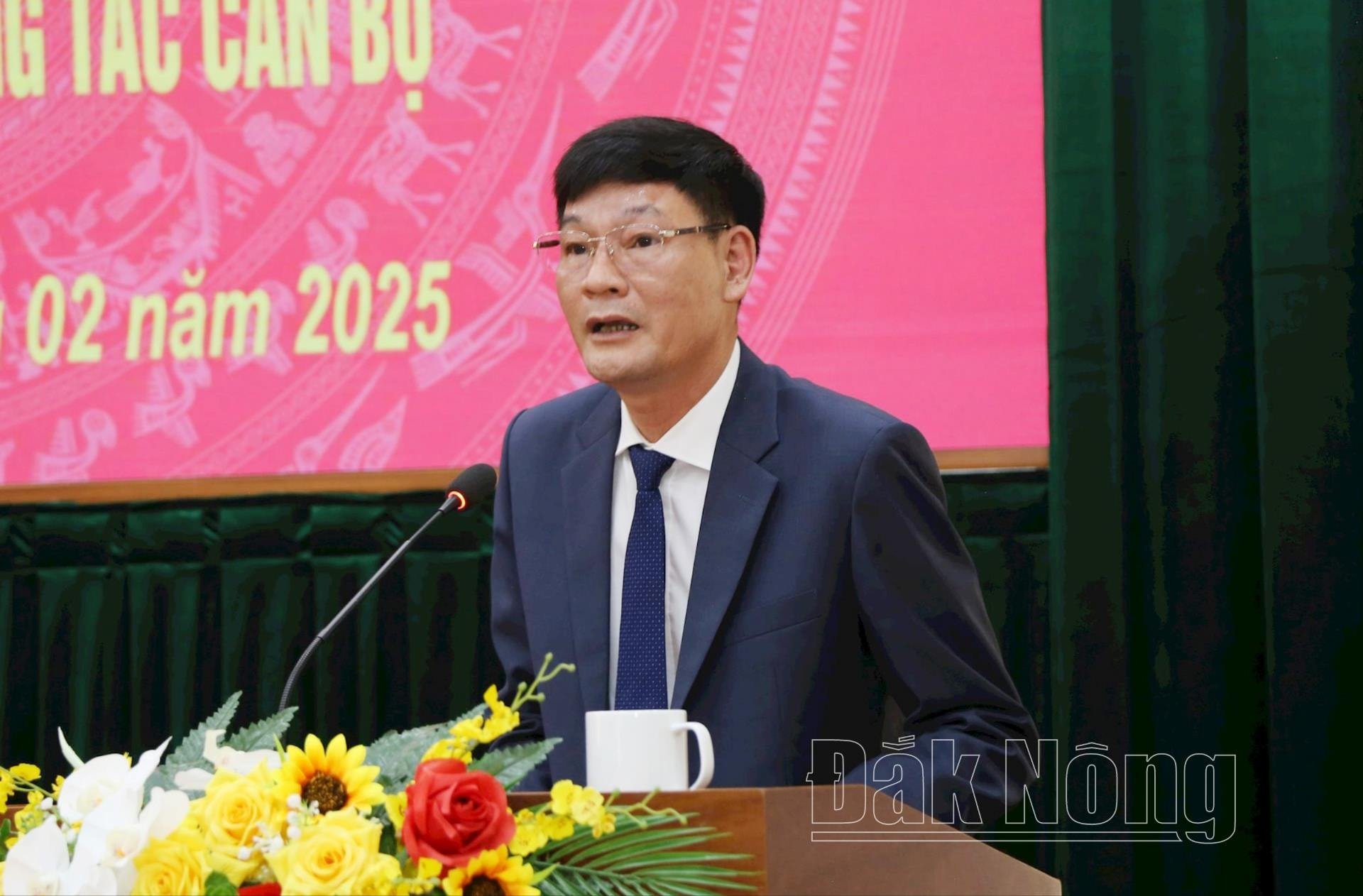 Director of the Department of Science and Technology Hoang Van Thuan, representing the six newly merged and established departments, spoke at the announcement ceremony.