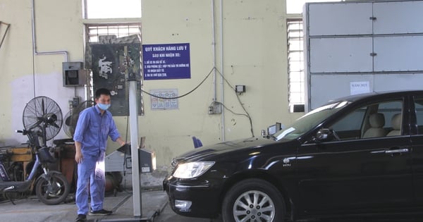 El centro de inspección está desierto el primer día laborable del nuevo año.