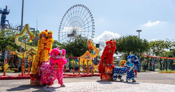 Tausende Touristen genießen den Frühling im „Unterhaltungs-Mekka“ von Da Nang