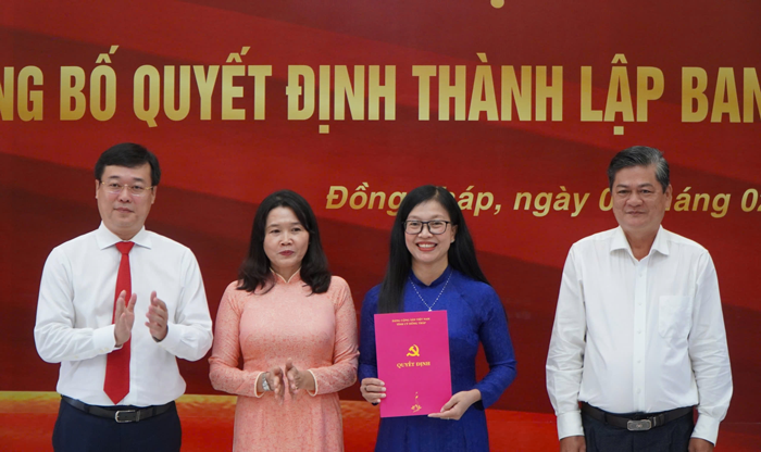 Announcing the Decision to establish the Propaganda and Mass Mobilization Committee of Dong Thap Provincial Party Committee