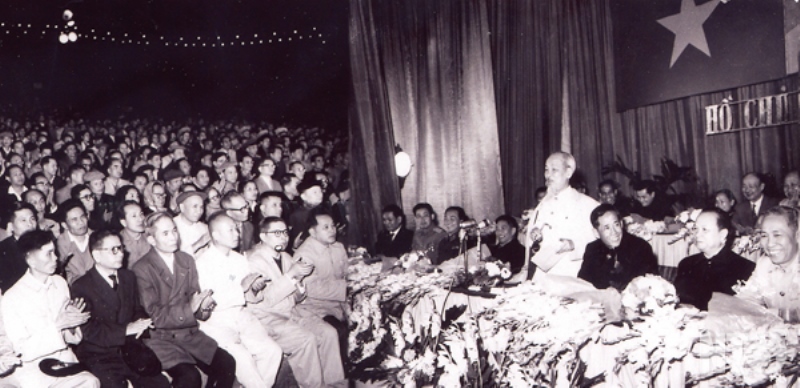 On January 5, 1960, in Hanoi, President Ho Chi Minh spoke at the 30th anniversary of the founding of the Communist Party of Vietnam (February 3, 1930 - February 3, 1960). Photo courtesy of VNA