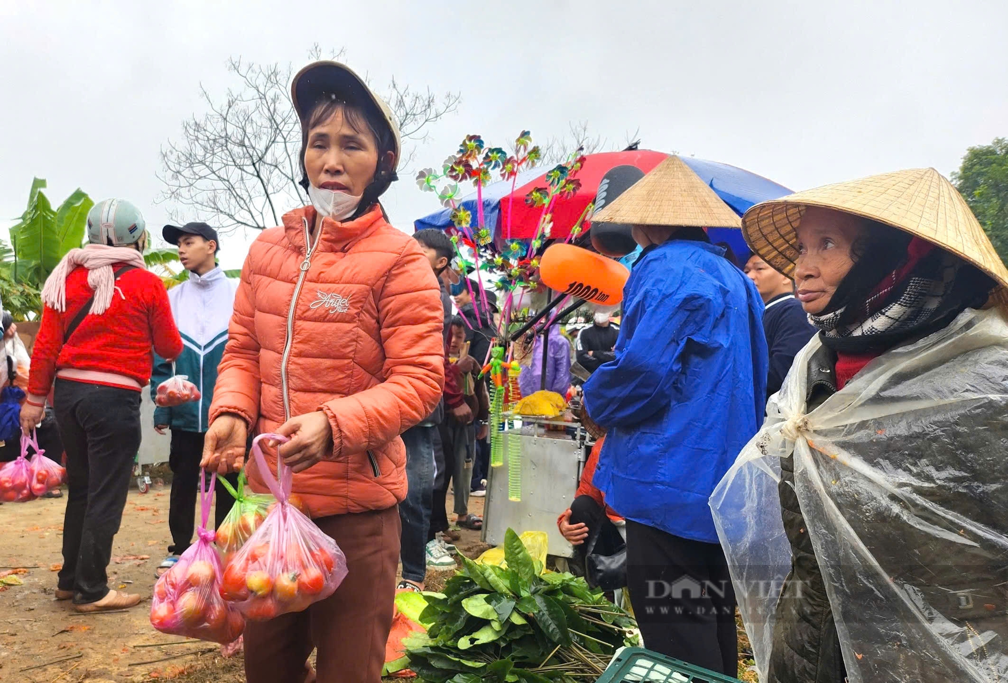 Độc đáo phiên chợ 