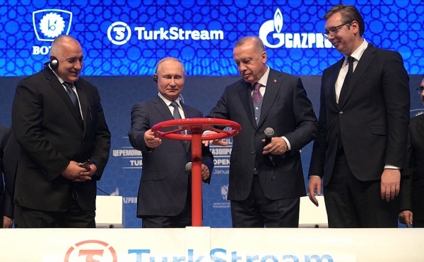 Russia sells record gas to Europe via Türkiye; two EU countries back new plan ‘incubated’, Moscow skeptical