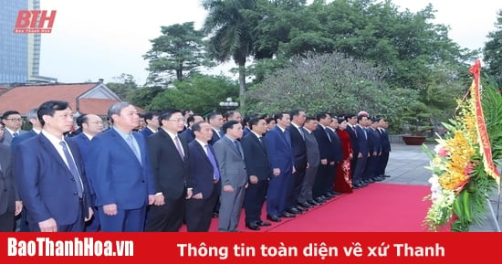 Delegation of the Provincial Party Committee offered incense to commemorate the 95th anniversary of the founding of the Communist Party of Vietnam at the President Ho Chi Minh Memorial Cultural Area