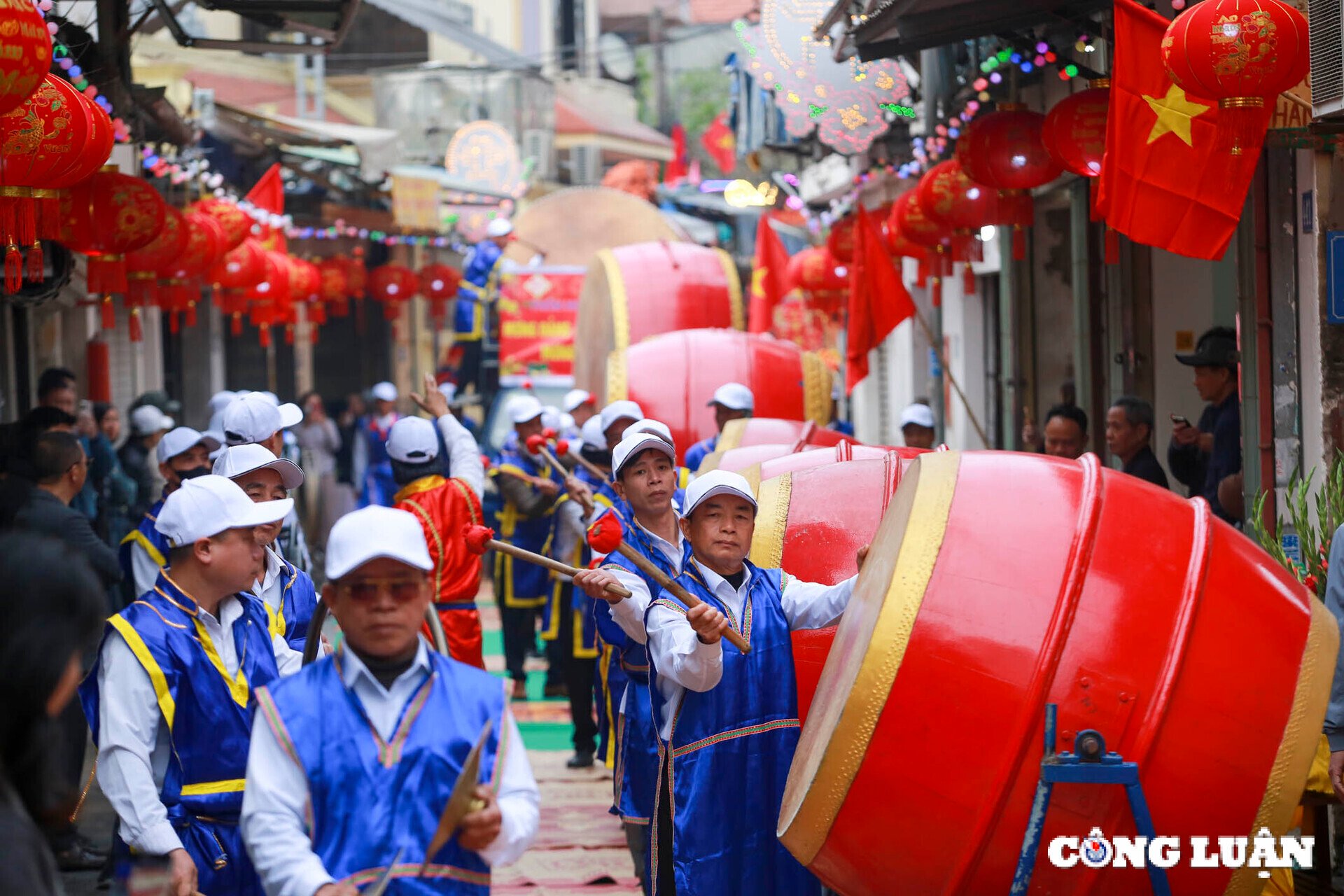 lang la phu trai chieu hoa dai 3km ruoc thanh thanh hoang lang di qua hinh 6