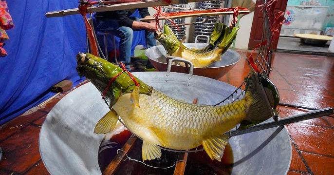 Unique 'hammock-lying' carp dish in Thai Binh, elaborately prepared for nearly half a day