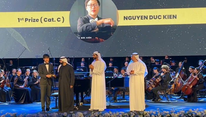 Young talent Nguyen Duc Kien won first prize at the Fujairah International Piano Competition