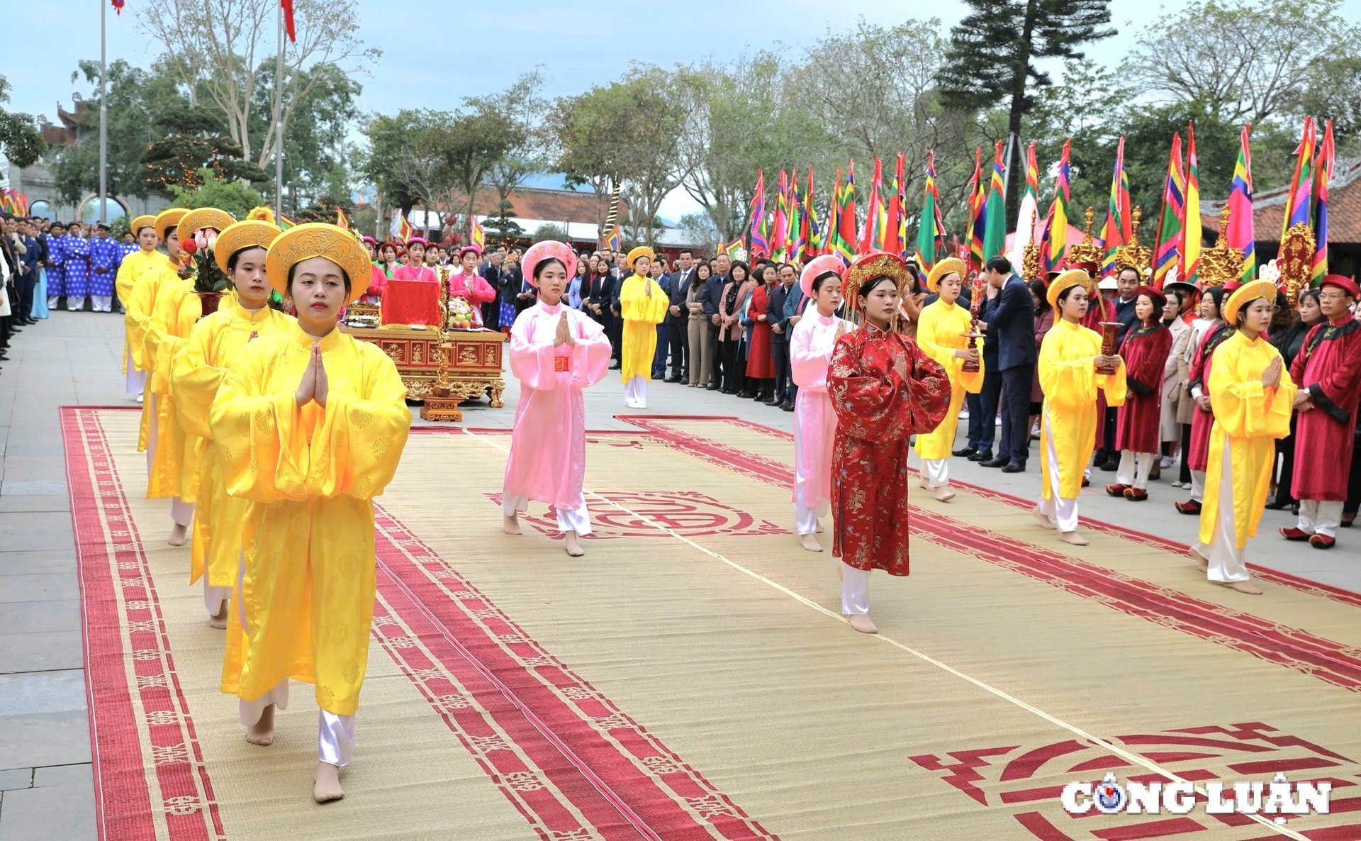 ពិធីបើកពិធីបុណ្យបង្ហោះគោមតាមបែបអឺរ៉ុបឆ្នាំ ២០២៥ សូមមើលរូបភាពប្រភព ៤