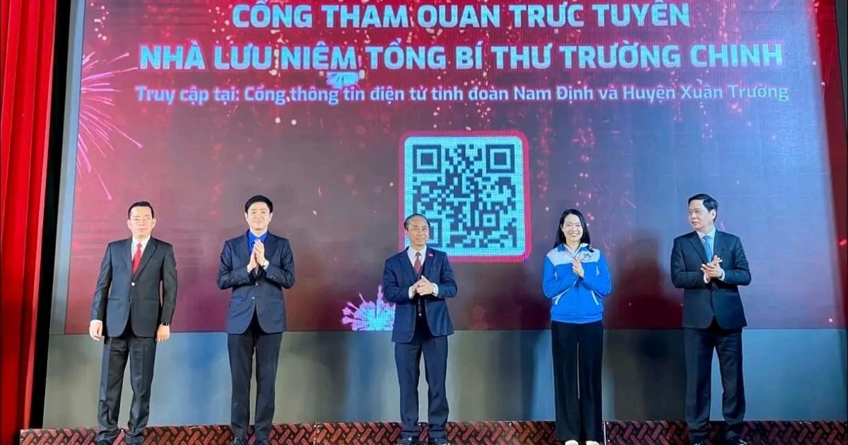 Launching the "Online Visit Portal of General Secretary Truong Chinh Memorial House"