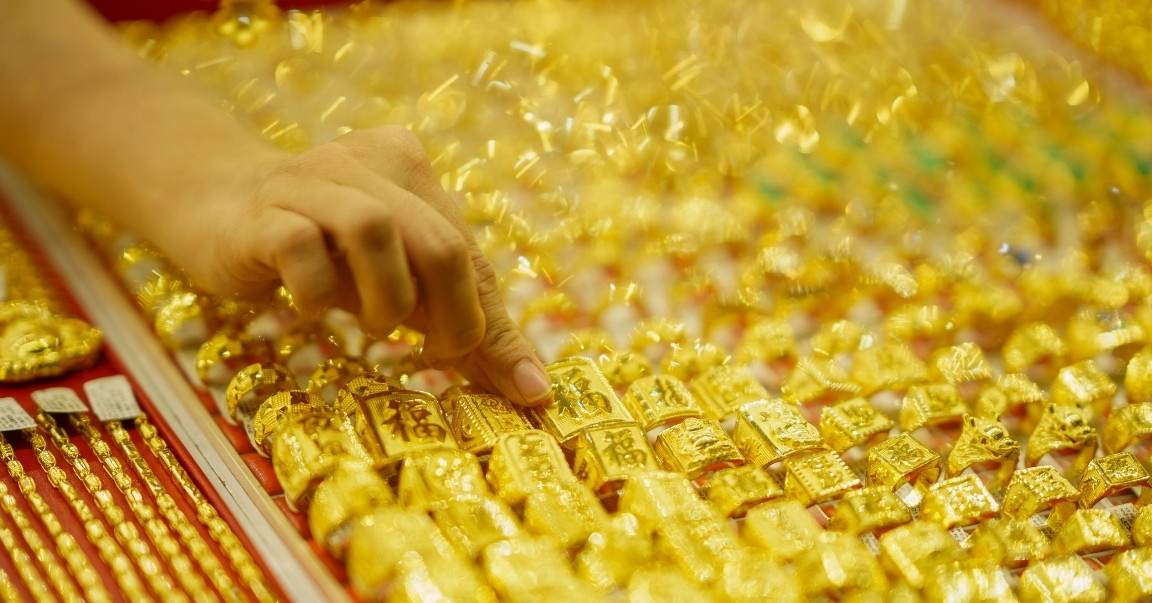 "Leverage" causes gold prices to skyrocket, surprising forecast about gold ring prices