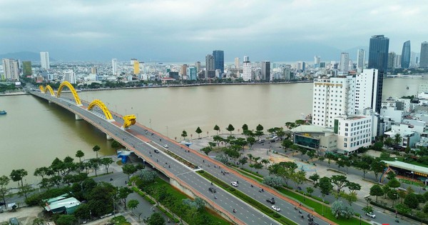 Organizing a campaign to compose songs to celebrate the 50th anniversary of the Liberation of Da Nang City