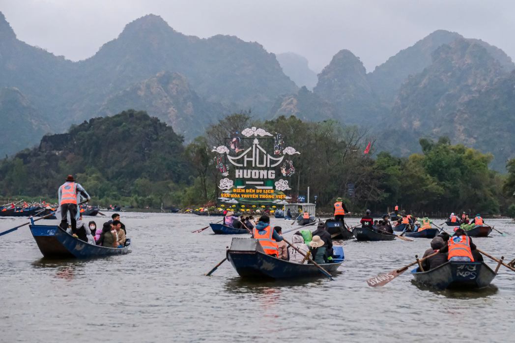 Huong Pagoda 2025 is expected to welcome 20,000 visitors on the opening day.