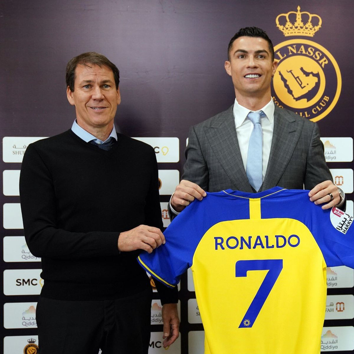 Rudi Garcia (Al Nassr): He was the coach of Al Nassr at the time Ronaldo joined the club. Less than half a year later, Coach Garcia lost his job.