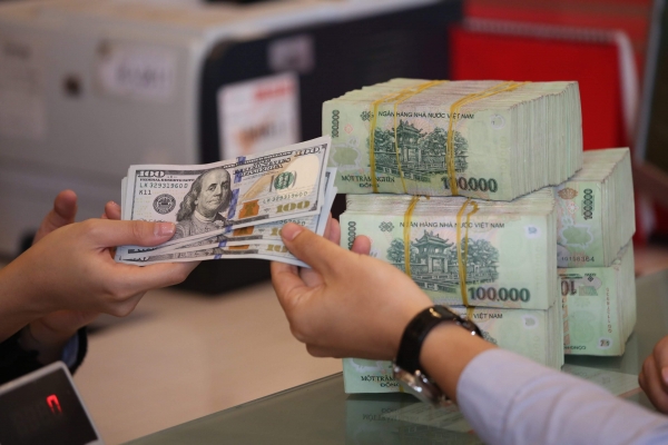 EUR, Nhân dân tệ, Peso... đồng loạt bật tăng