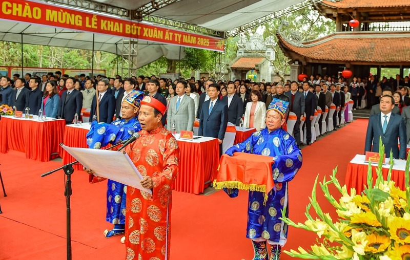 Fête du printemps à l'école du professeur Van An, photo 1