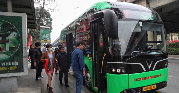 Hanoi recibe más de un millón de euros en ayudas para mejorar la red de transporte público