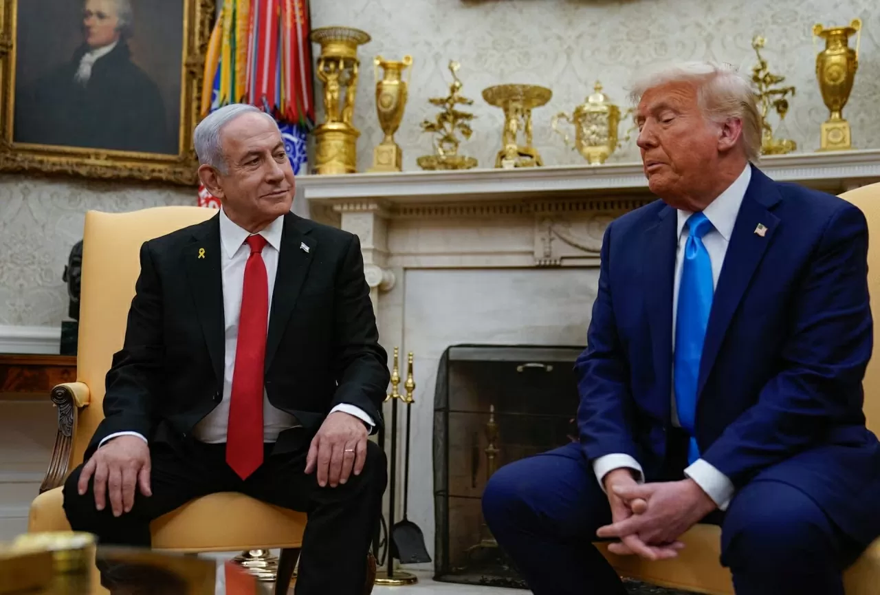 Tổng thống Mỹ Donald Trump gặp Thủ tướng Israel Benjamin Netanyahu tại Nhà Trắng hồi ngày 4/2. (Nguồn: Reuters)