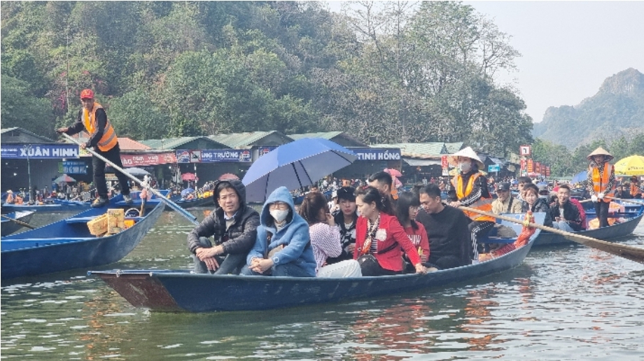 Festival de la Pagoda Huong 2025 imagen segura, civilizada, amigable y genial 5