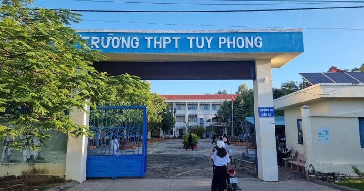 Piden suspender a profesor acusado de embarazar a alumna de décimo grado en Binh Thuan