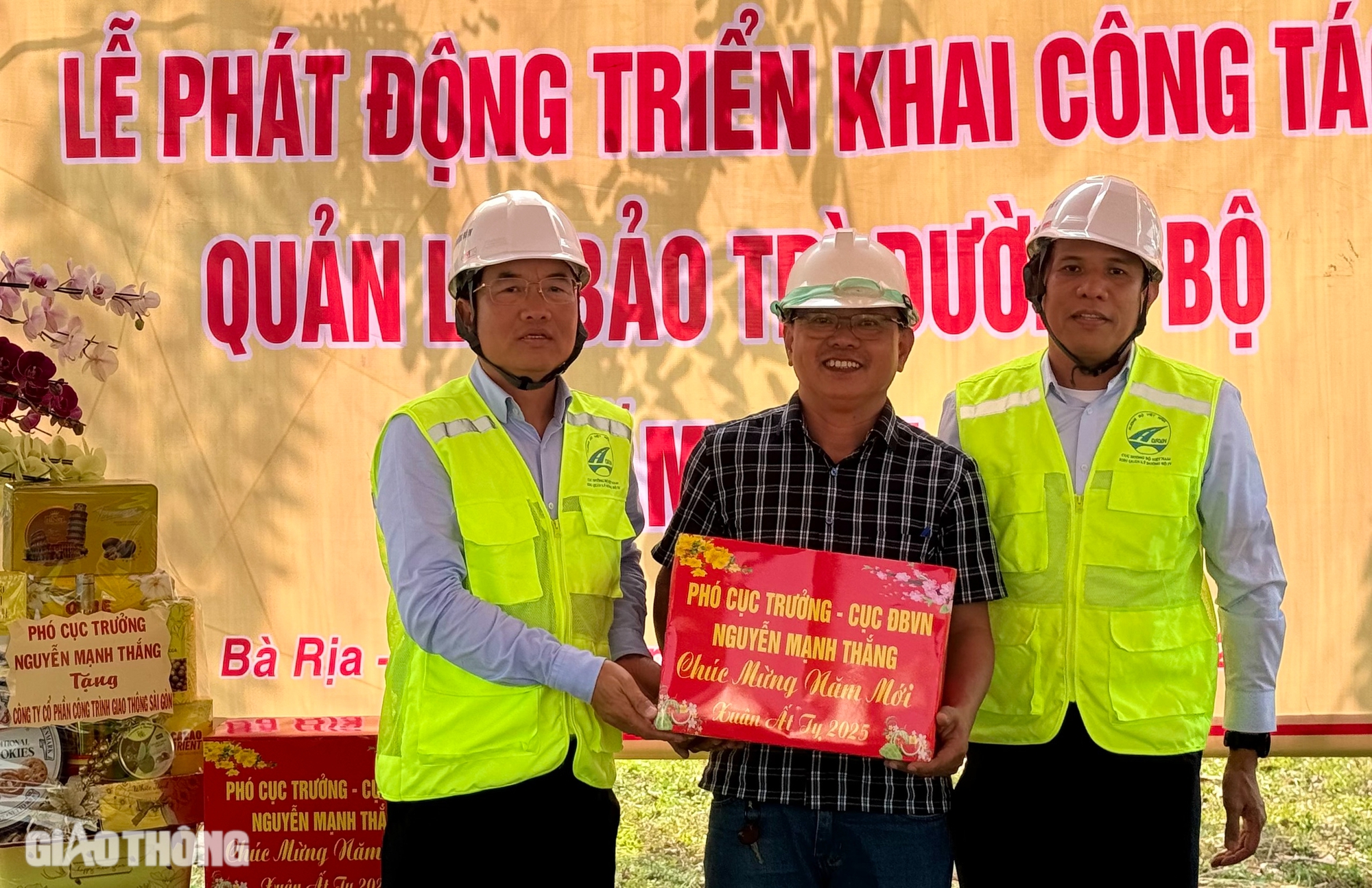 Bắt đầu duy tu hệ thống thoát nước trên QL51- Ảnh 1.