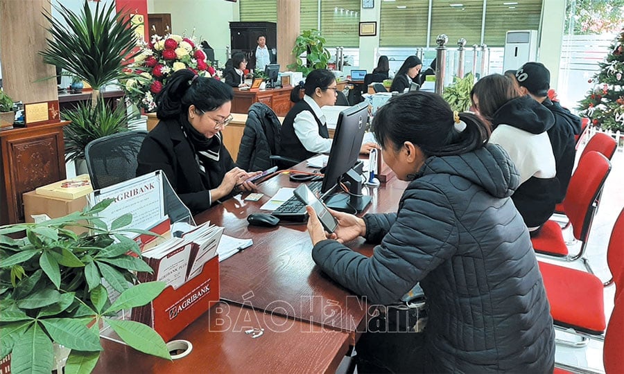 Đảng bộ Agribank Chi nhánh Hà Nam II tích cực học tập và làm theo tấm gương đạo đức Hồ Chí Minh