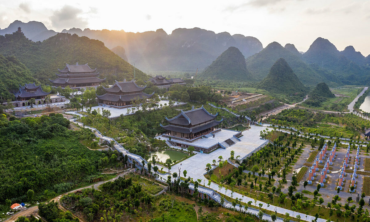 Tag der Poesie in der Heimat von Tam Nguyen Yen Do Nguyen Khuyen