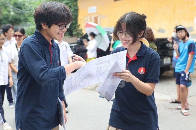 Time Hanoi announced the third exam subject for 10th grade admission photo 1