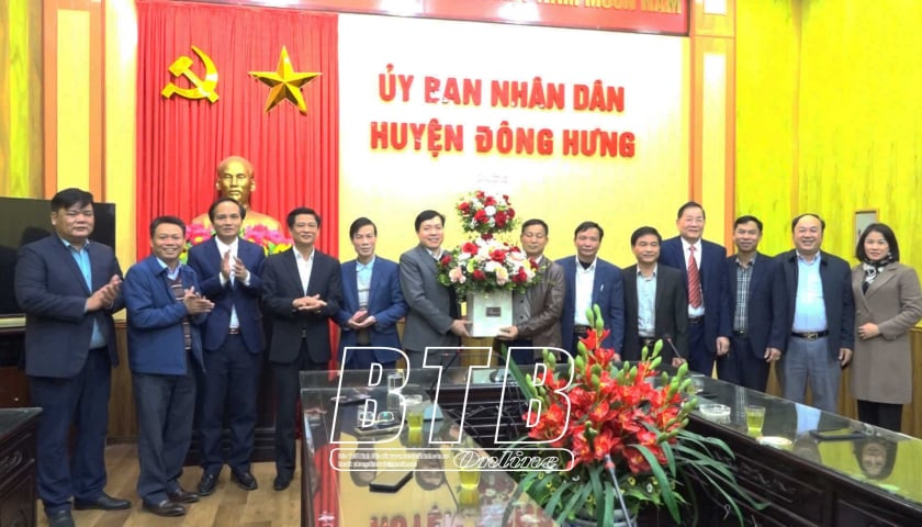 Lãnh đạo huyện Đông Hưng: Thăm, động viên doanh nghiệp sản xuất, kinh doanh dịp đầu xuân Ất Tỵ 2025