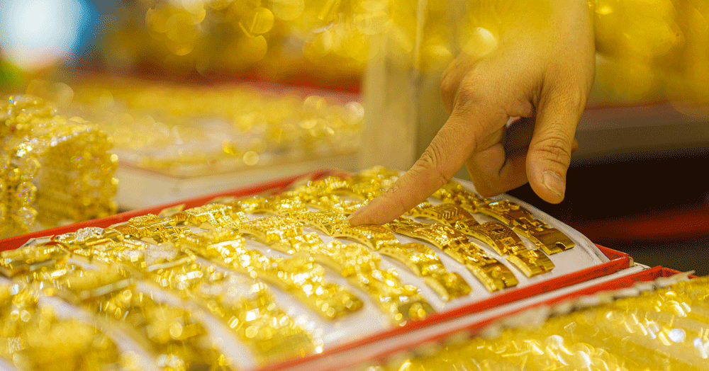 El precio del oro hoy 6 de febrero de 2025 se desplomó repentinamente, SJC y el anillo 'desaparecieron' medio millón de dongs