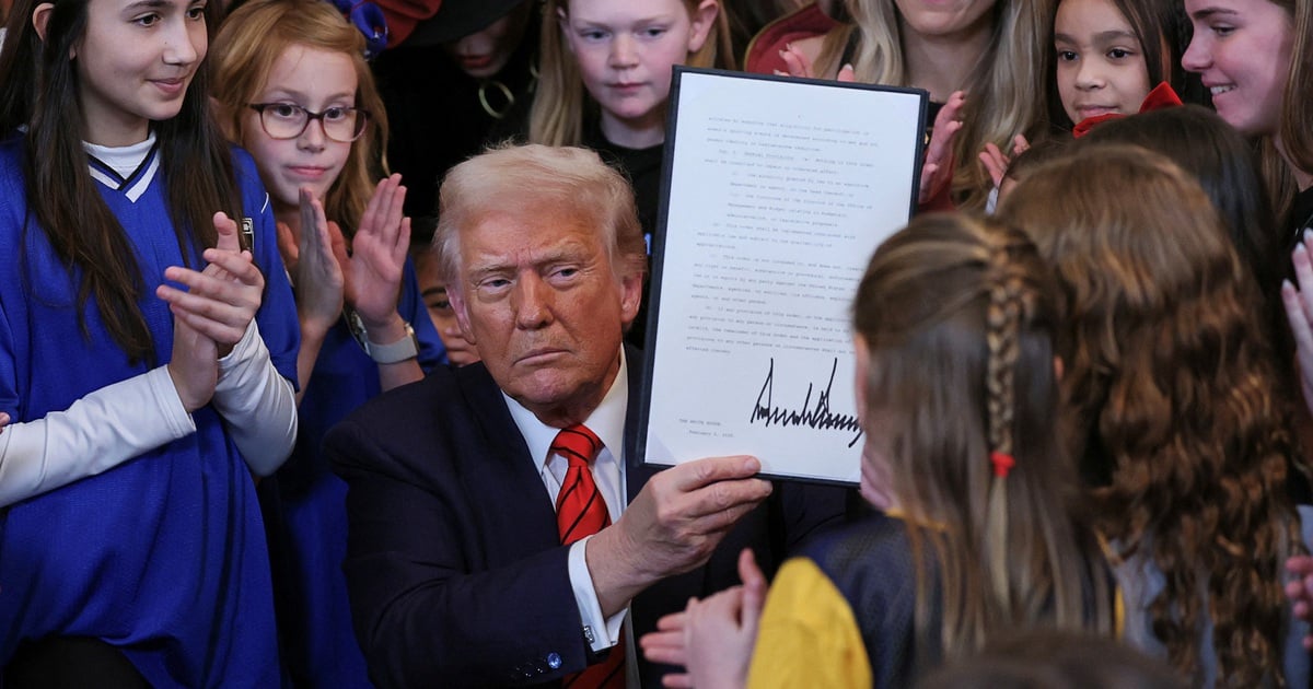 Trump prohíbe a las personas transgénero participar en deportes femeninos