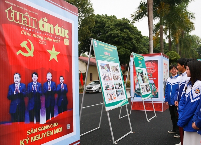 Thanh Hoa opens spring festival at ty 2025 photo 2