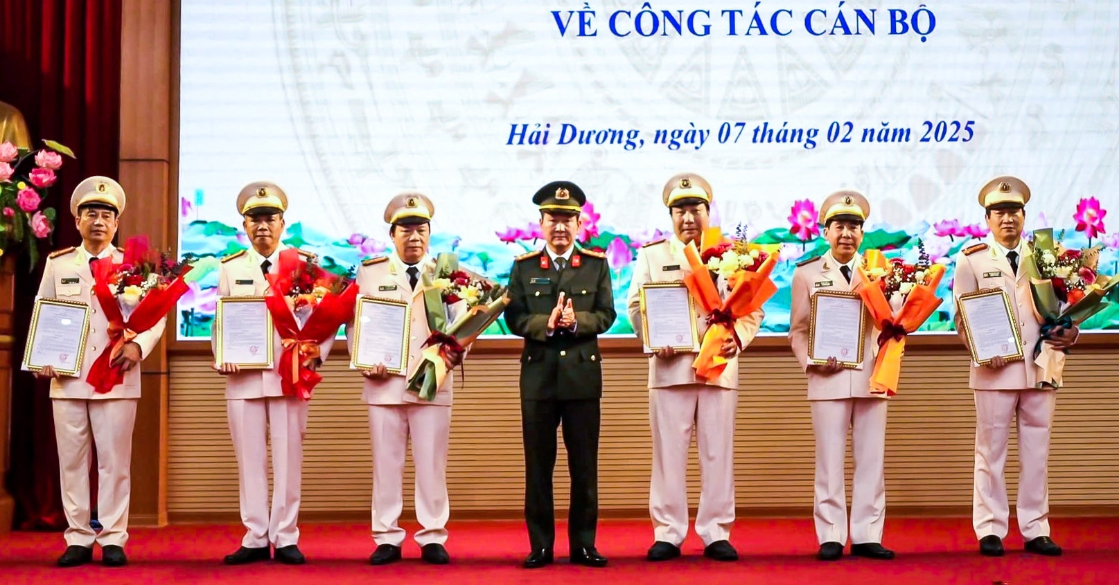 5 trưởng phòng Công an tỉnh Hải Dương xin nghỉ công tác trước tuổi