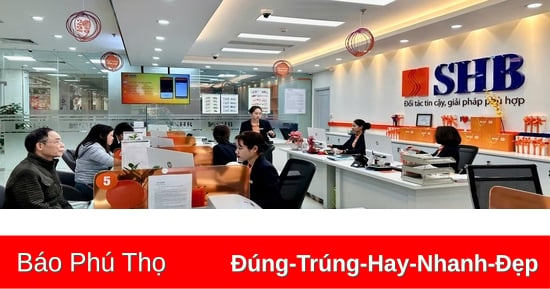 Giao dịch ngân hàng sôi động đầu Xuân