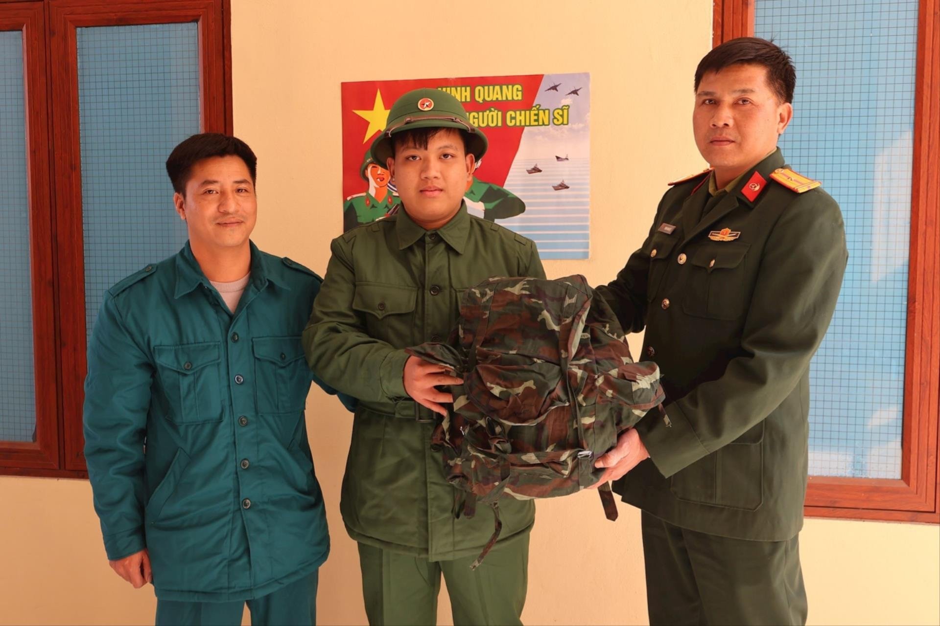 2,500 Hai Duong youths ready to join the army