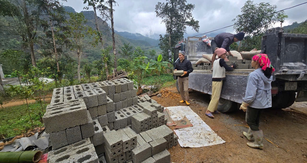 Ha Giang strives to eliminate temporary and dilapidated houses by 2025