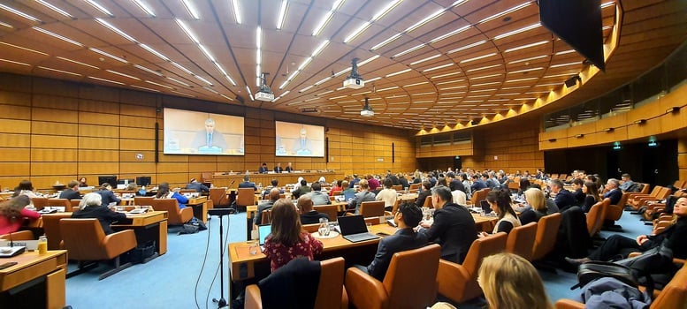 Sesión de consulta para informar a las delegaciones de los países miembros sobre la Convención de las Naciones Unidas contra el Delito Cibernético y su implementación. Foto: VGP