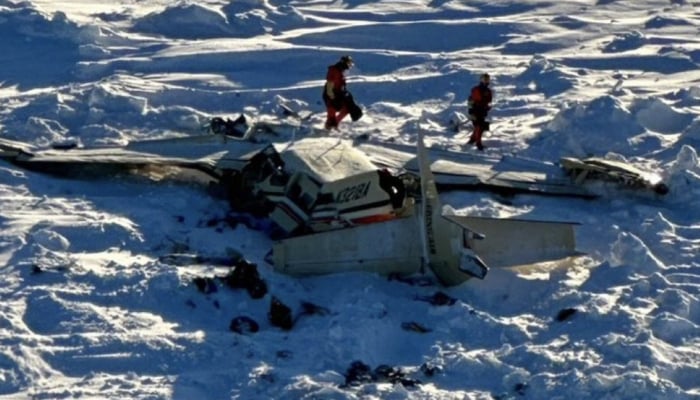 На Аляске найдены обломки пропавшего самолета, все 10 человек погибли