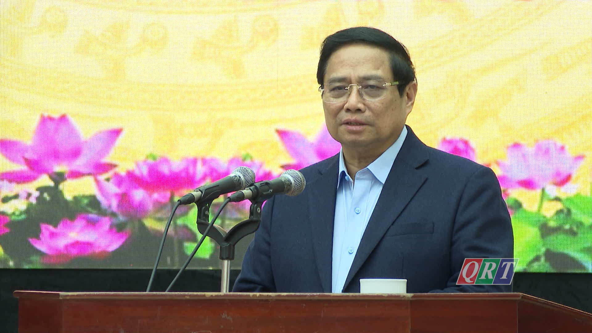 Prime Minister Pham Minh Chinh: Quang Nam must be "brave, resilient, and take the lead in economic development"