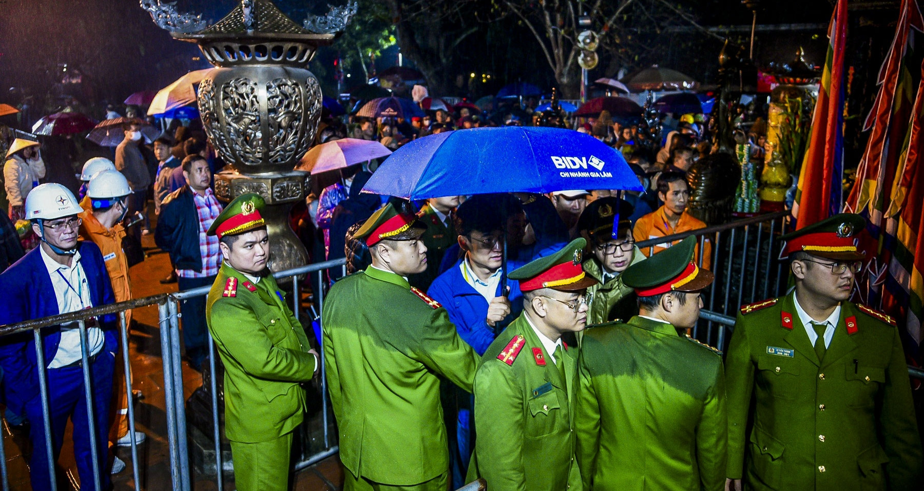 មន្ត្រីប៉ូលីសចំនួន ២.៥០០ នាក់ ធានាសន្តិសុខក្នុងពិធីបើកប្រាសាទ Tran