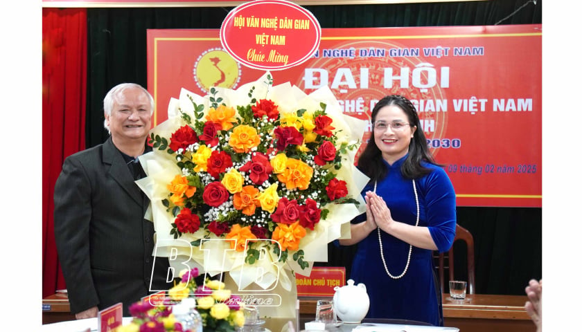 การประชุมสมาคมศิลปะพื้นบ้านเวียดนามจังหวัดไทบิ่ญ