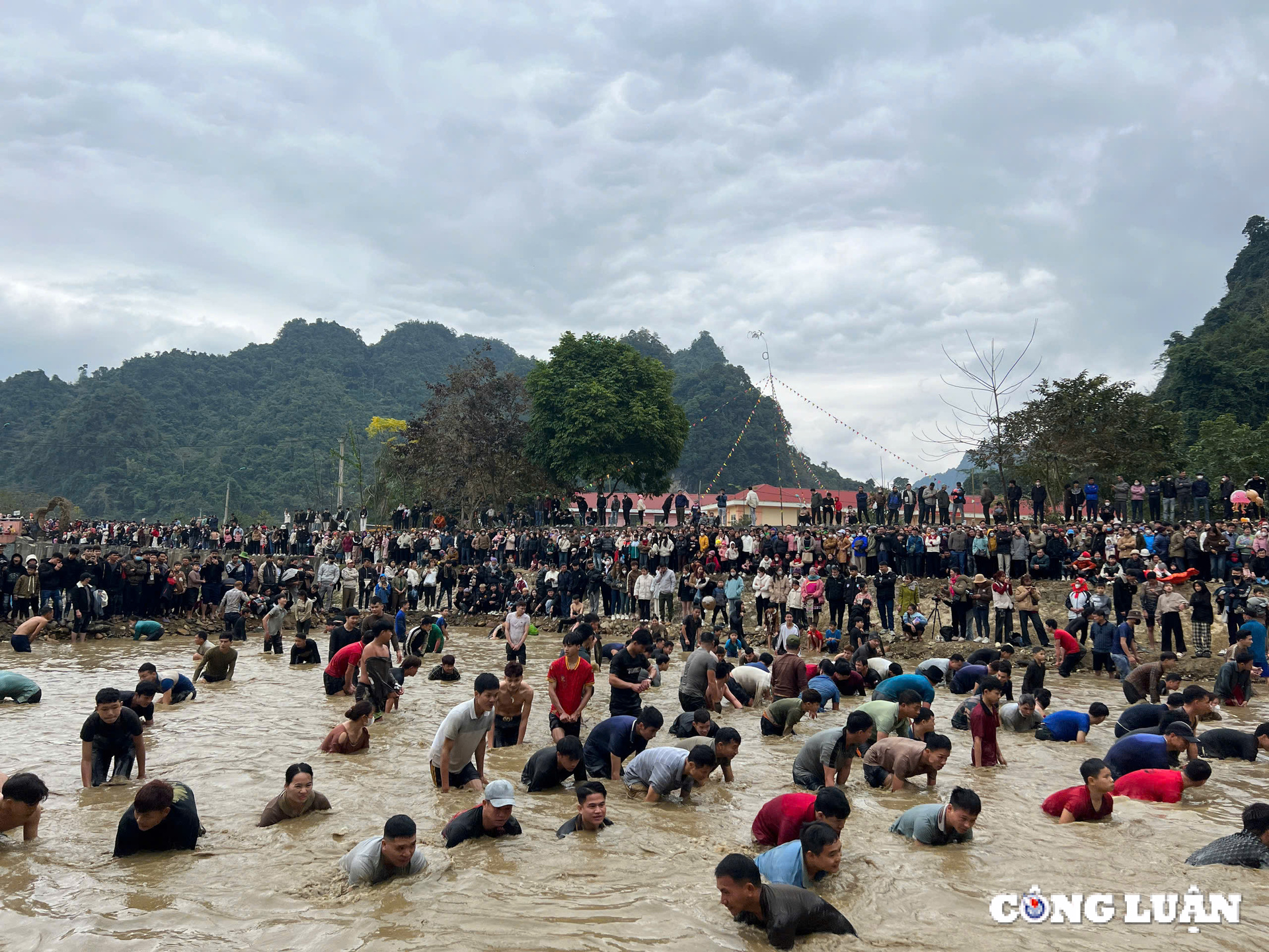 Tuyen Quang Unique Festival of Long Tong and Cultural Festival of Ethnic Groups in Lam Binh District 2025 Picture 8