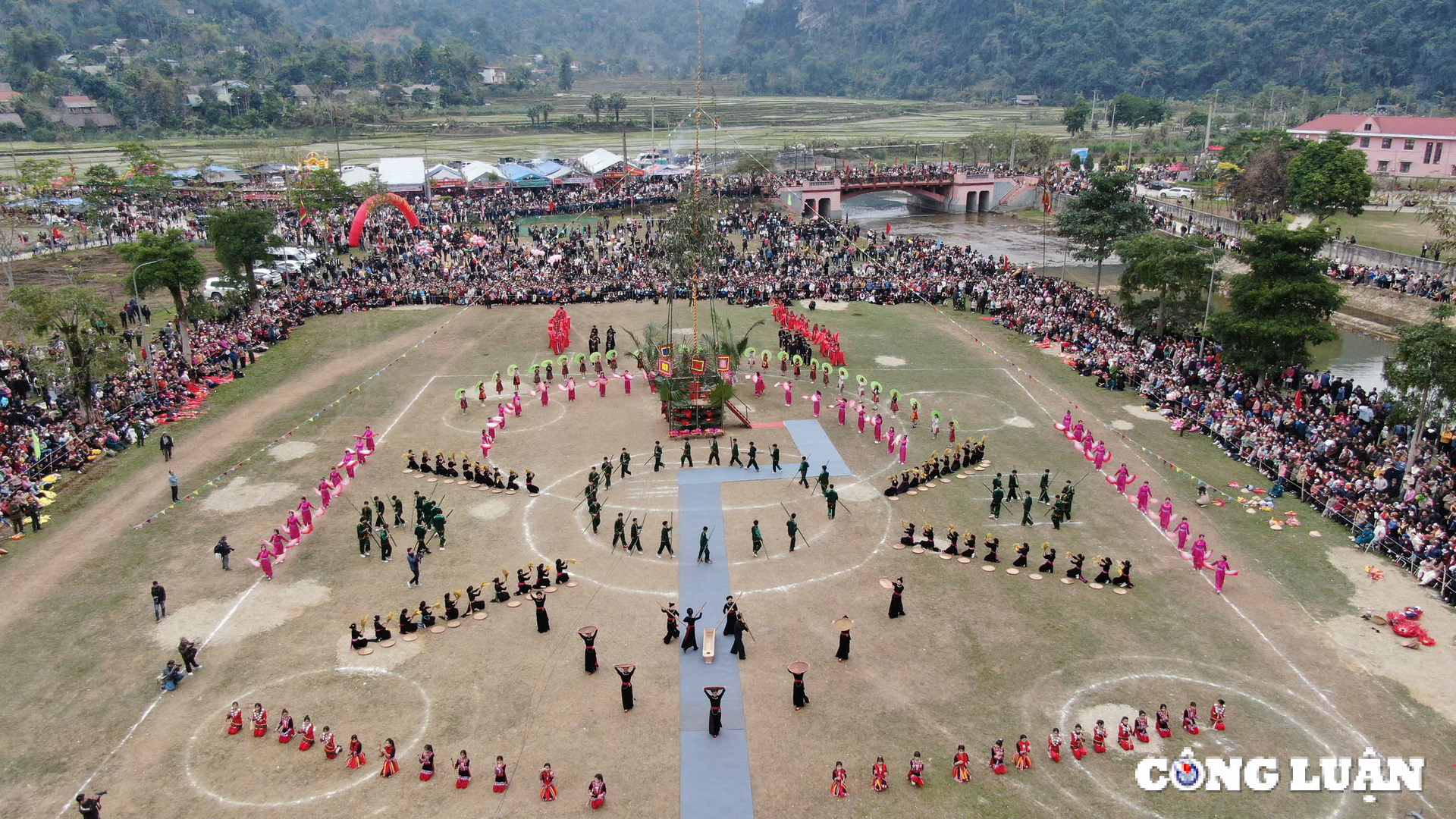 Tuyen Quang Unique Festival of Long Tong and Cultural Festival of Ethnic Groups in Lam Binh District 2025 Picture 3