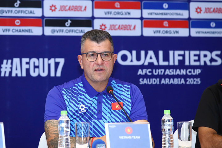 El entrenador Roland fracasó en la V.League.