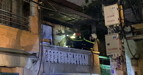 Brand in Phu Lam Ein Wohngebiet, viele Menschen flohen mit ihrem Hab und Gut