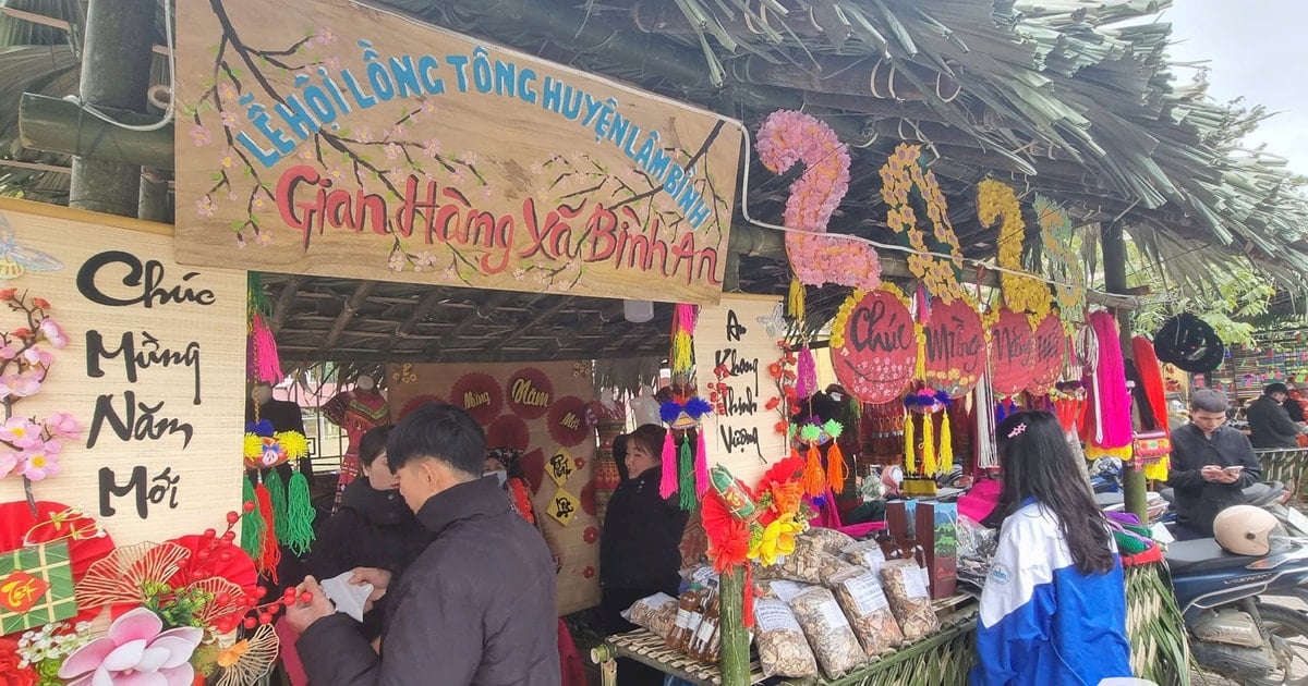 Lam Binh district's specialties converge at the Cultural Festival