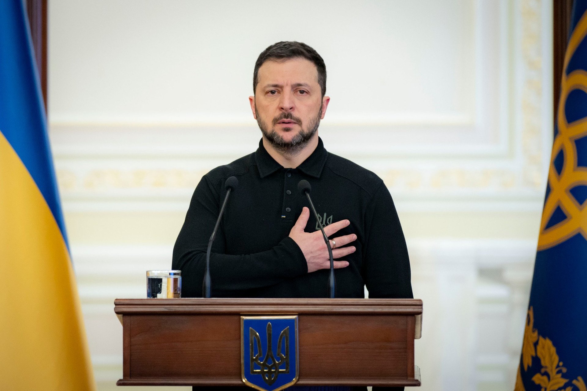 Le président Zelensky propose d'accorder aux États-Unis les droits d'exploitation des ressources minérales. Image 1